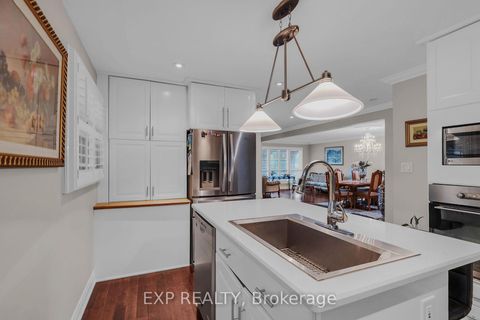 Photo 13 at 593A Scarlett Road N, Humber Heights, Toronto