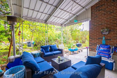 Photo 34 at 593A Scarlett Road N, Humber Heights, Toronto