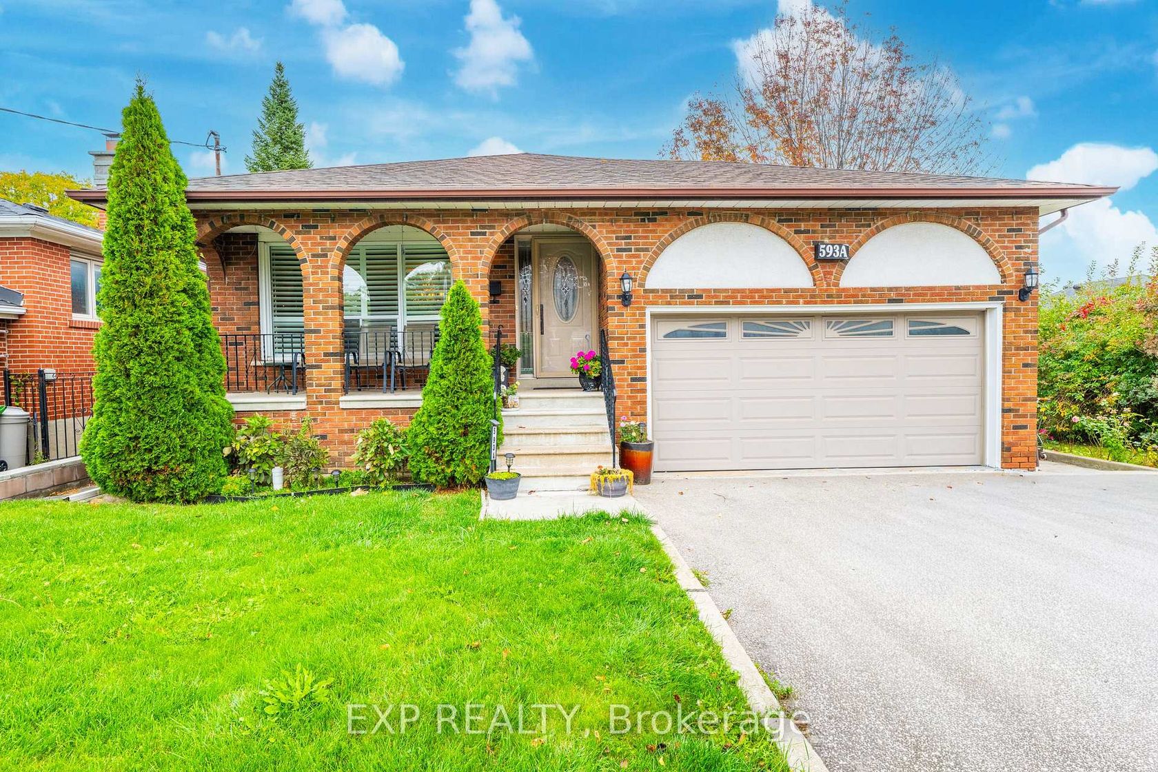 593A Scarlett Road N, Humber Heights, Toronto 