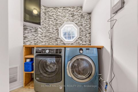 Photo 34 at 34 Fairhead Mews, Danforth, Toronto