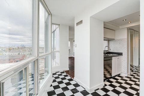 Photo 10 at 601 - 1470 Midland Avenue, Dorset Park, Toronto