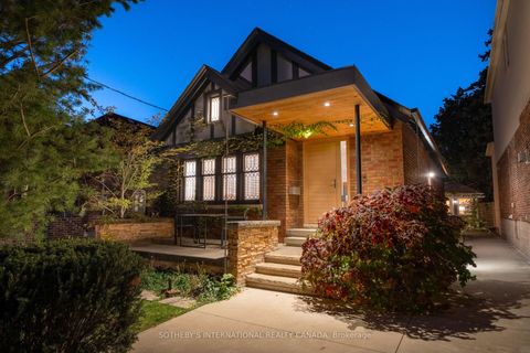 Photo 0 at 16 Sunnybrook Road, Swansea, Toronto