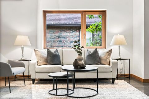 Photo 19 at 16 Sunnybrook Road, Swansea, Toronto