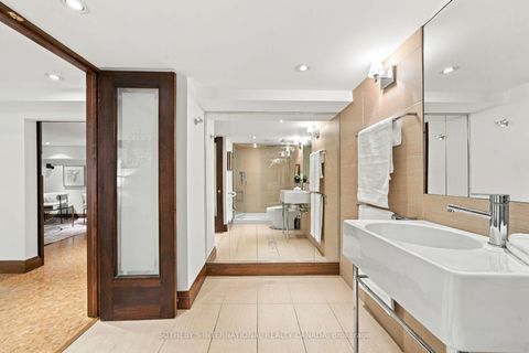 Photo 38 at 16 Sunnybrook Road, Swansea, Toronto