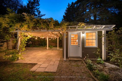 Photo 45 at 16 Sunnybrook Road, Swansea, Toronto