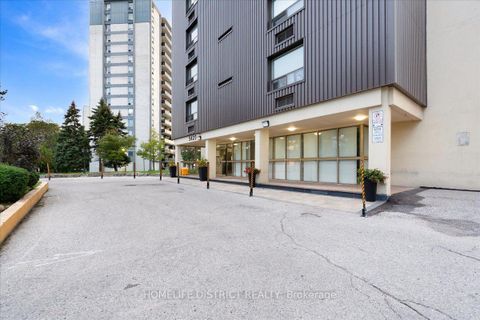 Photo 2 at 404 - 3420 Eglinton Avenue E, Scarborough Village, Toronto