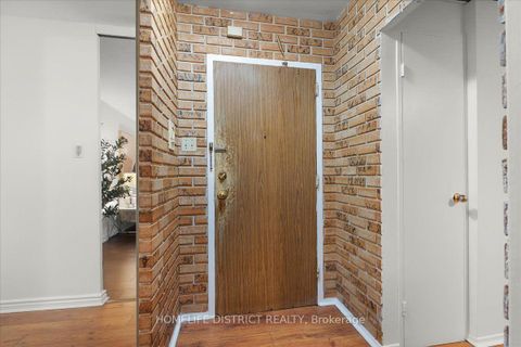 Photo 6 at 404 - 3420 Eglinton Avenue E, Scarborough Village, Toronto