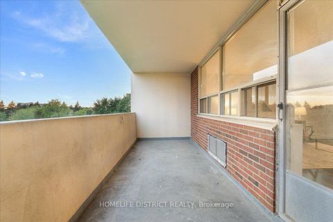 Photo 28 at 404 - 3420 Eglinton Avenue E, Scarborough Village, Toronto