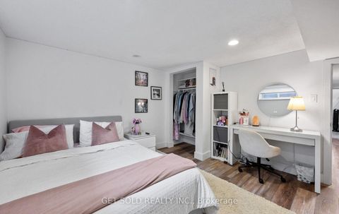 Photo 27 at 136 Prince George Drive, Rosethorn, Toronto