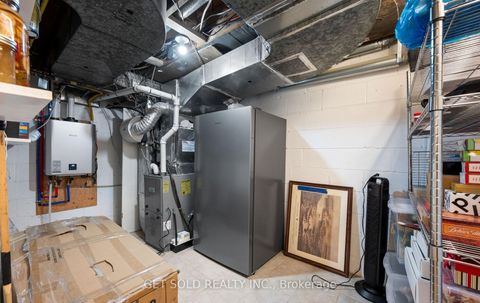 Photo 35 at 136 Prince George Drive, Rosethorn, Toronto