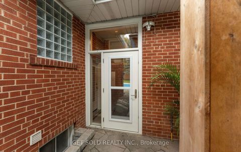 Photo 36 at 136 Prince George Drive, Rosethorn, Toronto