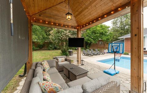 Photo 43 at 136 Prince George Drive, Rosethorn, Toronto