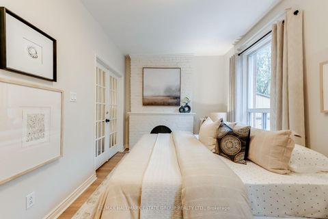 Photo 12 at 32 Ashdale Avenue, Coxwell, Toronto