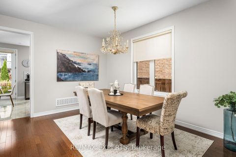 Photo 16 at 22 Garyscholl Road, Vellore Village, Vaughan