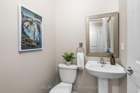 Photo 19 at 22 Garyscholl Road, Vellore Village, Vaughan