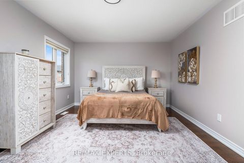 Photo 22 at 22 Garyscholl Road, Vellore Village, Vaughan