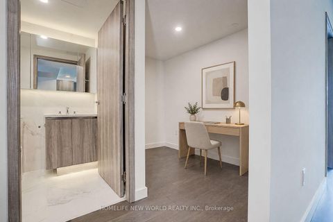 Photo 2 at 538 - 1 Concord Cityplace Way, Waterfront Communities C1, Toronto