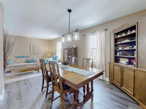 Photo 10 at 9 Sherie Drive, Keswick North, Georgina
