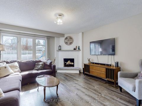 Photo 16 at 9 Sherie Drive, Keswick North, Georgina