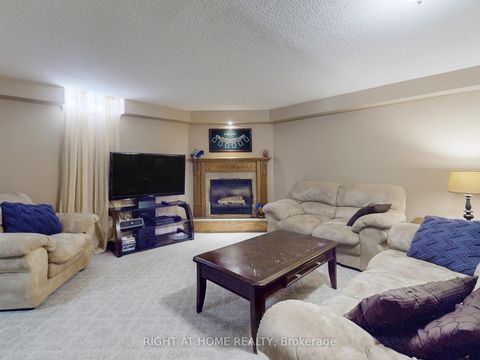 Photo 35 at 9 Sherie Drive, Keswick North, Georgina