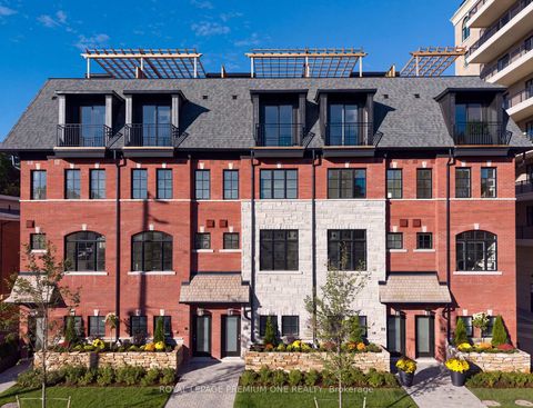 Photo 3 at 20 Earlington Avenue, Kingsway South, Toronto