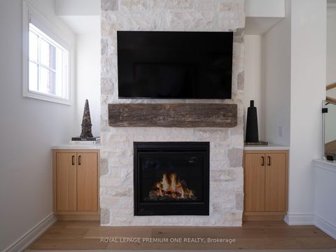 Photo 6 at 20 Earlington Avenue, Kingsway South, Toronto