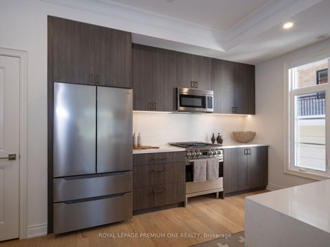 Photo 15 at 20 Earlington Avenue, Kingsway South, Toronto