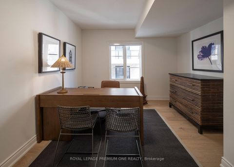 Photo 25 at 20 Earlington Avenue, Kingsway South, Toronto