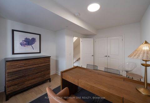 Photo 26 at 20 Earlington Avenue, Kingsway South, Toronto