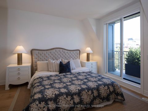 Photo 28 at 20 Earlington Avenue, Kingsway South, Toronto
