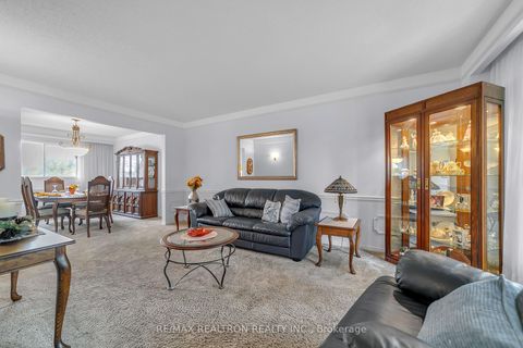 Photo 6 at 114 Golf Links Drive S, Aurora Highlands, Aurora