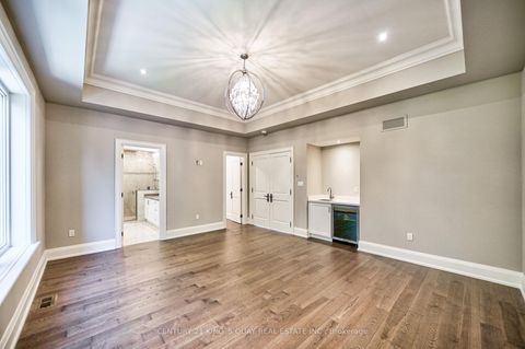 Photo 16 at 82 Cartier Crescent, Crosby, Richmond Hill