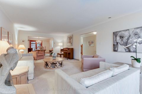 Photo 11 at 35 Tofino Crescent, Don Mills, Toronto