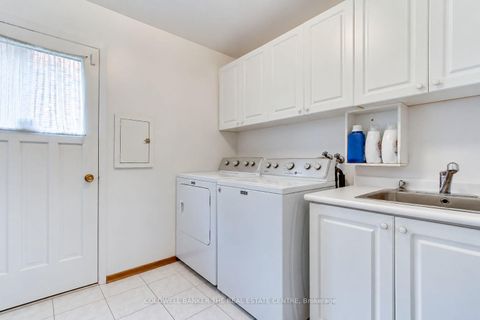 Photo 24 at 35 Tofino Crescent, Don Mills, Toronto
