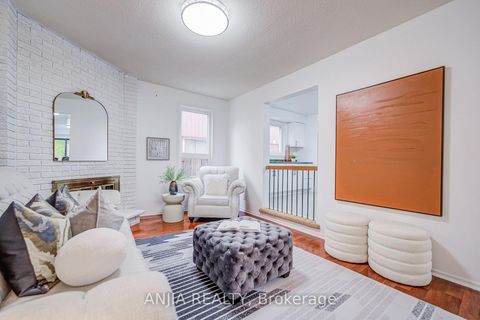 Photo 7 at 3 Mossbrook Crescent, Steeles, Toronto