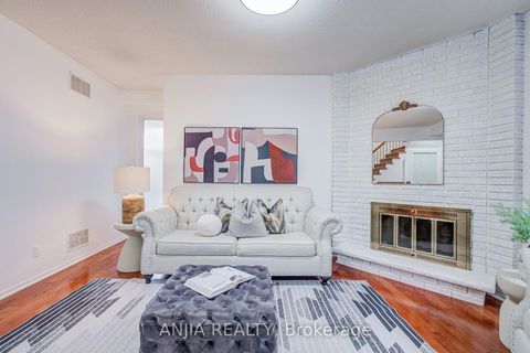 Photo 8 at 3 Mossbrook Crescent, Steeles, Toronto