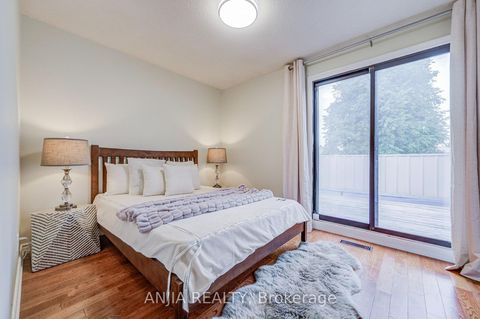 Photo 18 at 3 Mossbrook Crescent, Steeles, Toronto