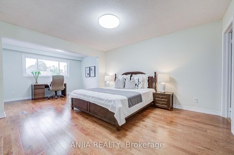 Photo 21 at 3 Mossbrook Crescent, Steeles, Toronto