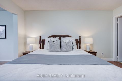 Photo 24 at 3 Mossbrook Crescent, Steeles, Toronto