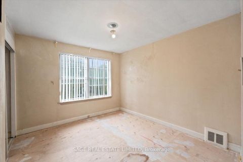 Photo 14 at 12 Khedive Avenue, Lawrence, Toronto