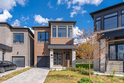 Photo 2 at 73 Danielle Moore Circle, Bendale, Toronto