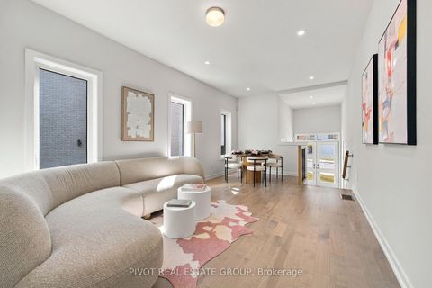 Photo 9 at 73 Danielle Moore Circle, Bendale, Toronto