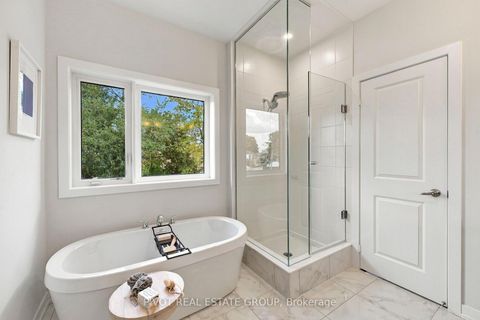 Photo 27 at 73 Danielle Moore Circle, Bendale, Toronto