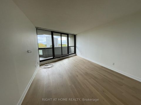 Photo 8 at 707 - 2000 ISLINGTON Avenue, The Westway, Toronto