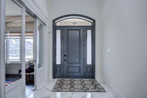 Photo 3 at 38 Ridgepoint Road, Kleinburg, Vaughan