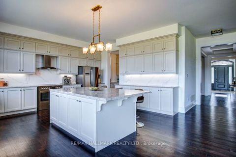 Photo 13 at 38 Ridgepoint Road, Kleinburg, Vaughan