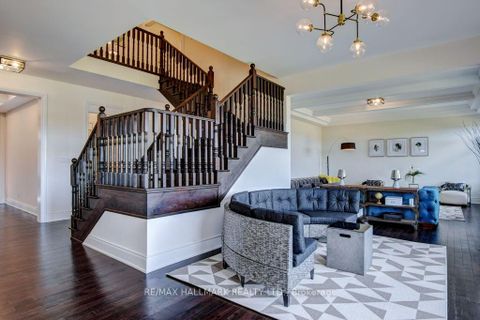 Photo 18 at 38 Ridgepoint Road, Kleinburg, Vaughan