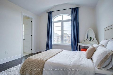 Photo 42 at 38 Ridgepoint Road, Kleinburg, Vaughan