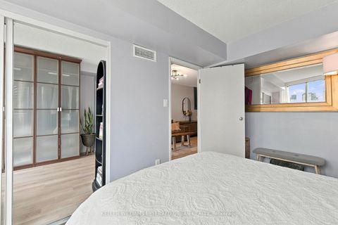 Photo 17 at 1102 - 650 Queens Quay W, Niagara, Toronto
