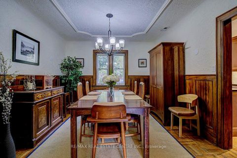 Photo 16 at 194 Lawrence Avenue E, Lawrence Park North, Toronto